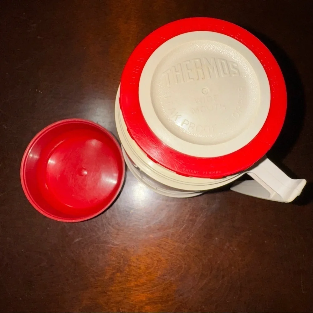 Vtg Thermos Vacuum Jar 6202 King-Seeley Red/Tan Pint Wide Mouth Leak Proof CMPLT